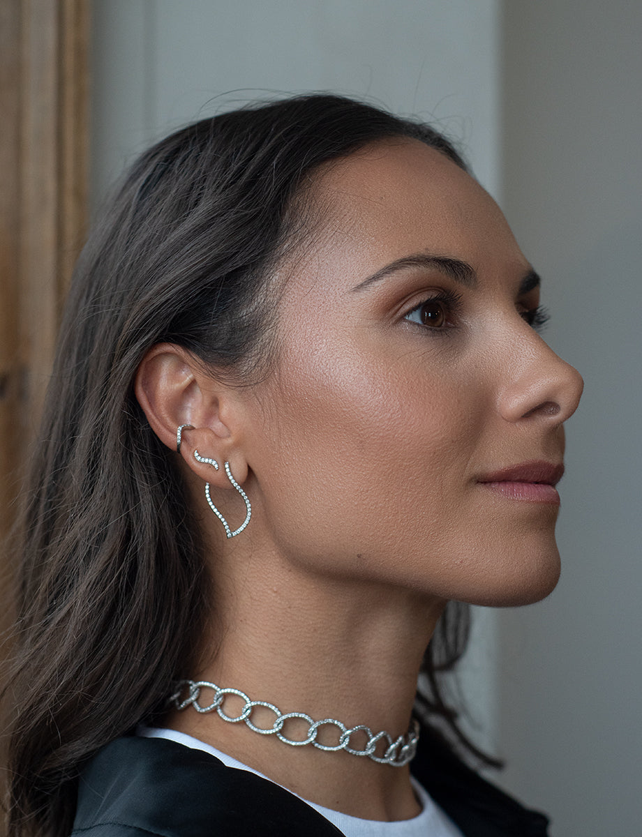 earcuff mathilde en or blanc 18 carats pavage diamants 0,10 ct 